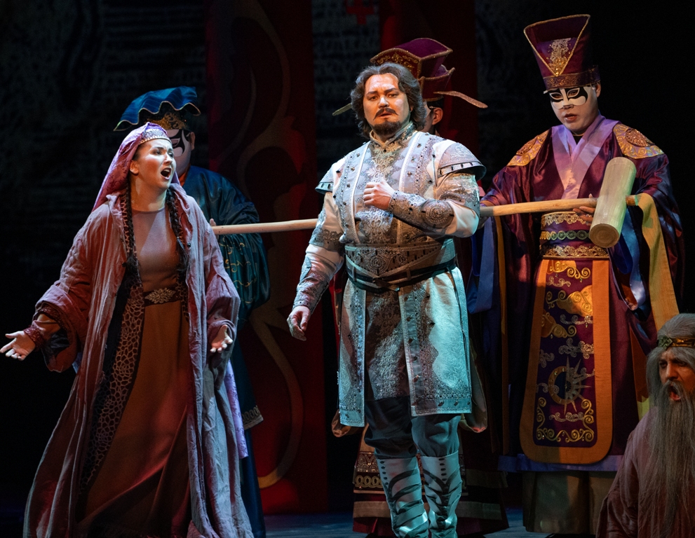 Скӧр Турандотлӧн сьӧлӧмыс сылі…